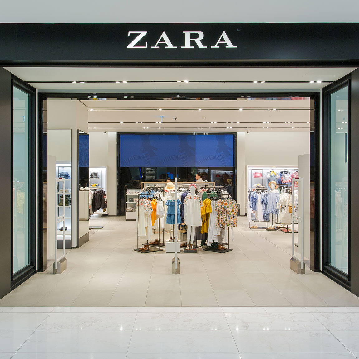 Zara แบรนด์แฟชั่นไลฟ์สไตล์ระดับโลก ที่ EmQuartier