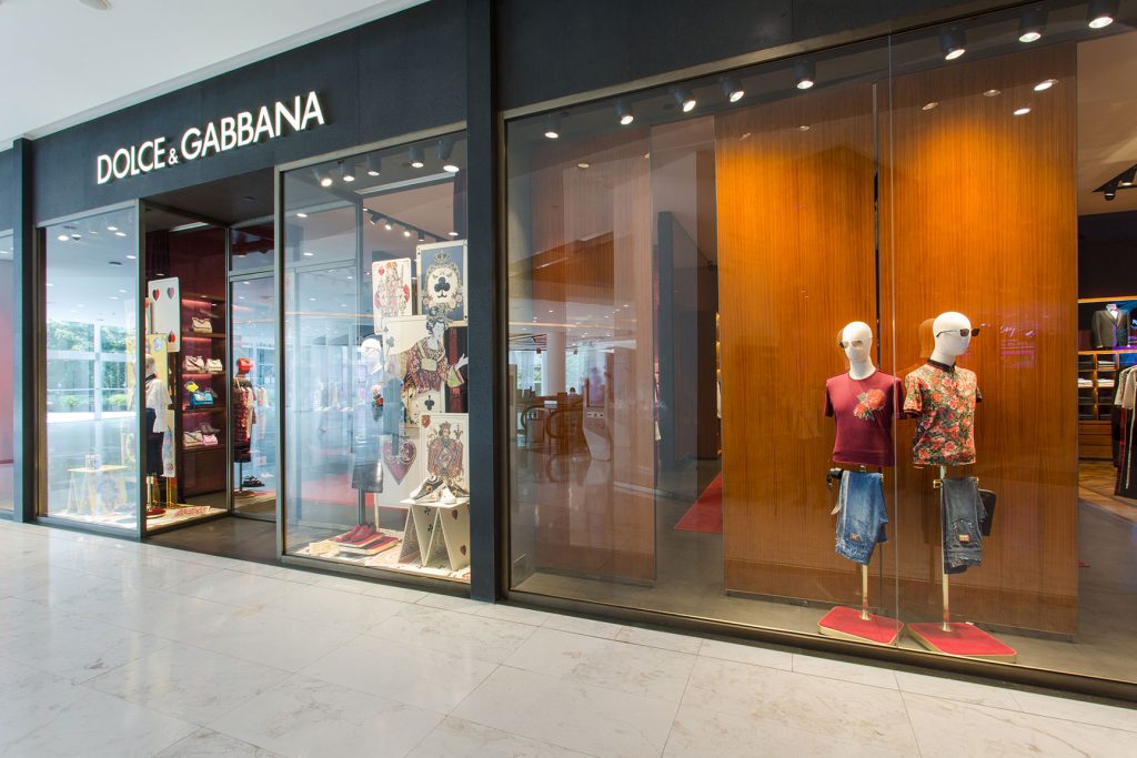 Aprender acerca 47+ imagen dolce and gabbana factory outlet ...